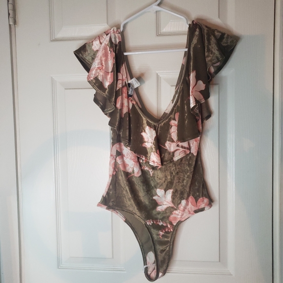 Glow Passion - Bodysuit,  Size M - Picture 9 of 9